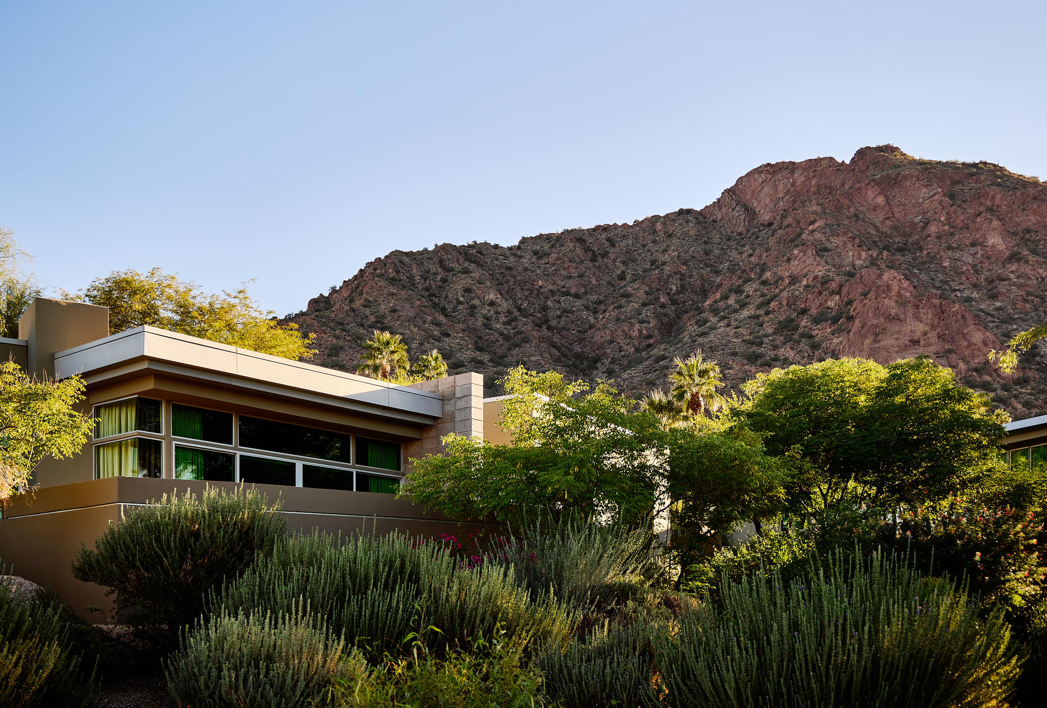 Spa suite exterior nestled into the side of Camelback Mountain.