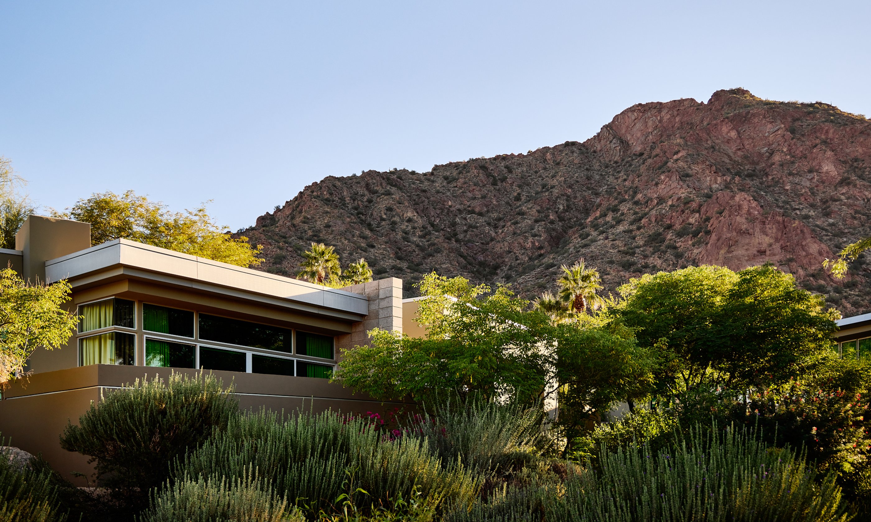 Spa suite exterior nestled into the side of Camelback Mountain.