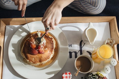 breakfast in bed